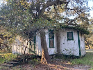 Picture of the back of the Cook's House.